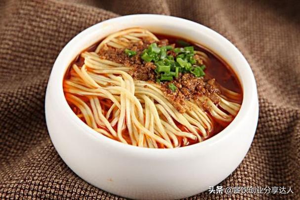 你知道,那些很不起眼的小餐饮店,年赚三五十万的秘诀是什么吗?